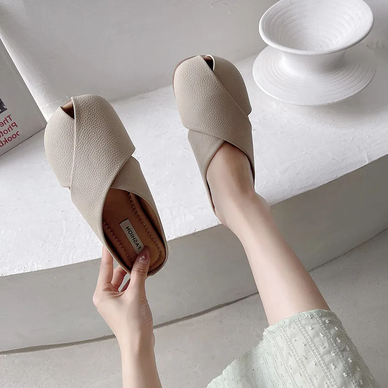 Shoes Women Cover Toe Ladies' Slippers Luxury Slides Pantofle Low Soft Flat Designer 2022 Rubber Bonded Leather Basic Microfibe
Shoes Women Cover Toe Ladies' Slippers Luxury Slides Pantofle Low Soft Flat Designer 2022 Rubber Bonded Leather Basic Microfibe