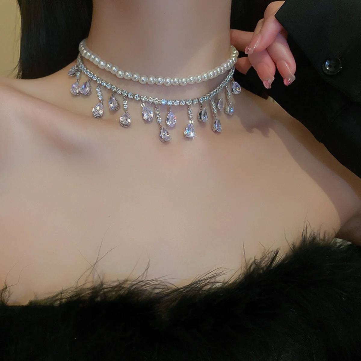 Super Flash Tassel Zircon Birthday Party Party Y2k Temperament Ear Necklace Temperament Double Tassel Necklace Jewelry Gothic
Super Flash Tassel Zircon Birthday Party Party Y2k Temperament Ear Necklace Temperament Double Tassel Necklace Jewelry Gothic
