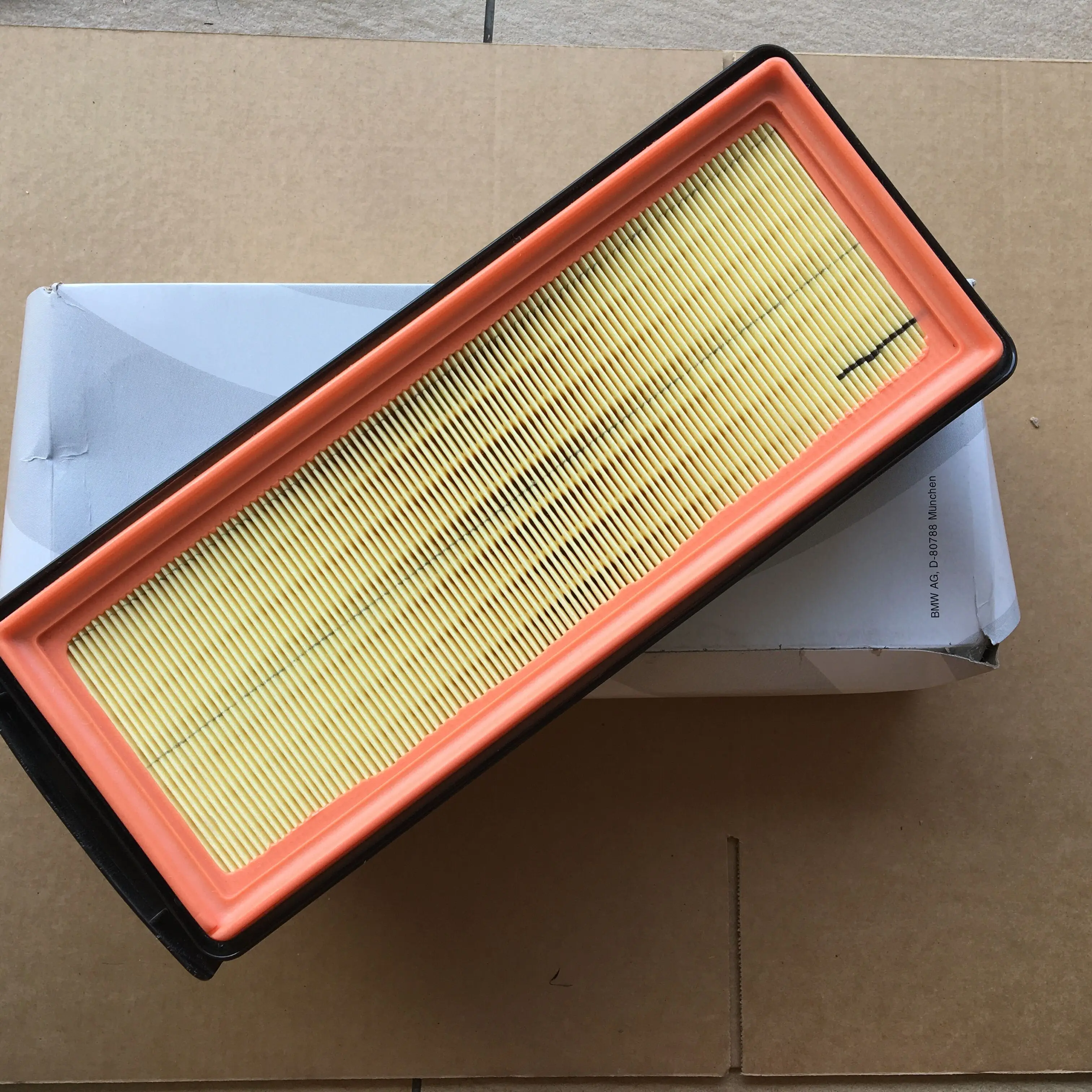 Дизельный воздушный фильтр 13718518111 для BM X5 X6 E70N E71 F01N F02N F06 F10 535d 640d 730d X3 X4 3.0d F15 X5 
Дизельный воздушный фильтр 13718518111 для BM X5 X6 E70N E71 F01N F02N F06 F10 535d 640d 730d X3 X4 3.0d F15 X5