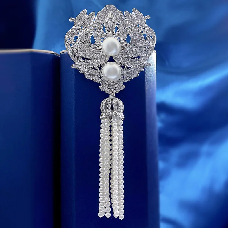 2023 New S925 Silver Phoenix Nirvana Pearl Tassel Brooch for Women 12mm Luxury Full Diamond Inlay
2023 New S925 Silver Phoenix Nirvana Pearl Tassel Brooch for Women 12mm Luxury Full Diamond Inlay