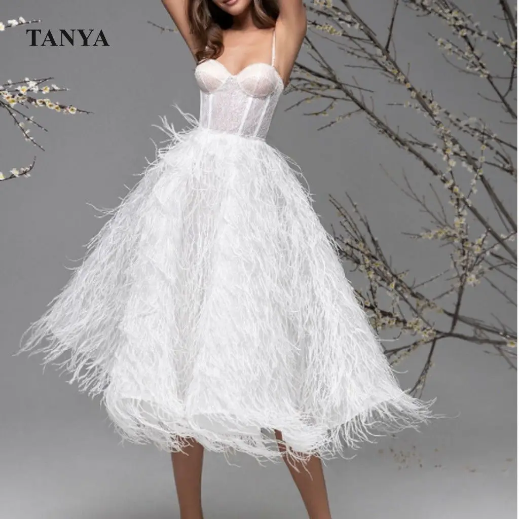 New Fashion A Line Homecoming Dress White Feathers Backless Junior Hot Formal Party Dress Gown YSAN1570
New Fashion A Line Homecoming Dress White Feathers Backless Junior Hot Formal Party Dress Gown YSAN1570