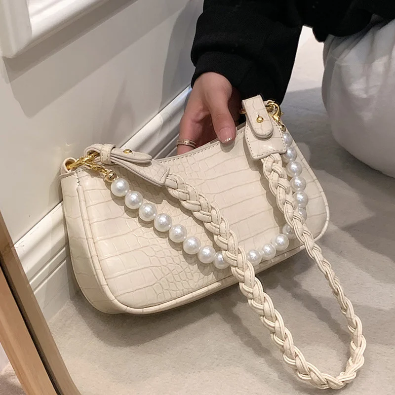 2022 Rope Handle Beaded Design Small Stone Pattern PU Leather Shoulder Crossbody Bag Vintage Luxury Brand Handbags and Purses
2022 Rope Handle Beaded Design Small Stone Pattern PU Leather Shoulder Crossbody Bag Vintage Luxury Brand Handbags and Purses