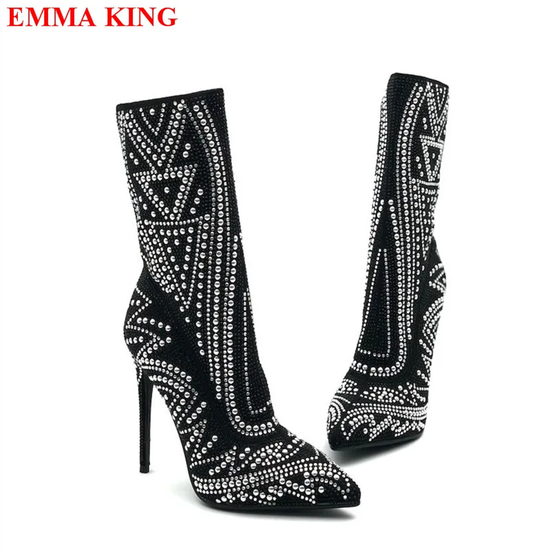 Женские ботильоны на высоком каблуке, черные ботинки с кристаллами, с острым носком, обувь для вечеринки, 2022
Женские ботильоны на высоком каблуке, черные ботинки с кристаллами, с острым носком, обувь для вечеринки, 2022