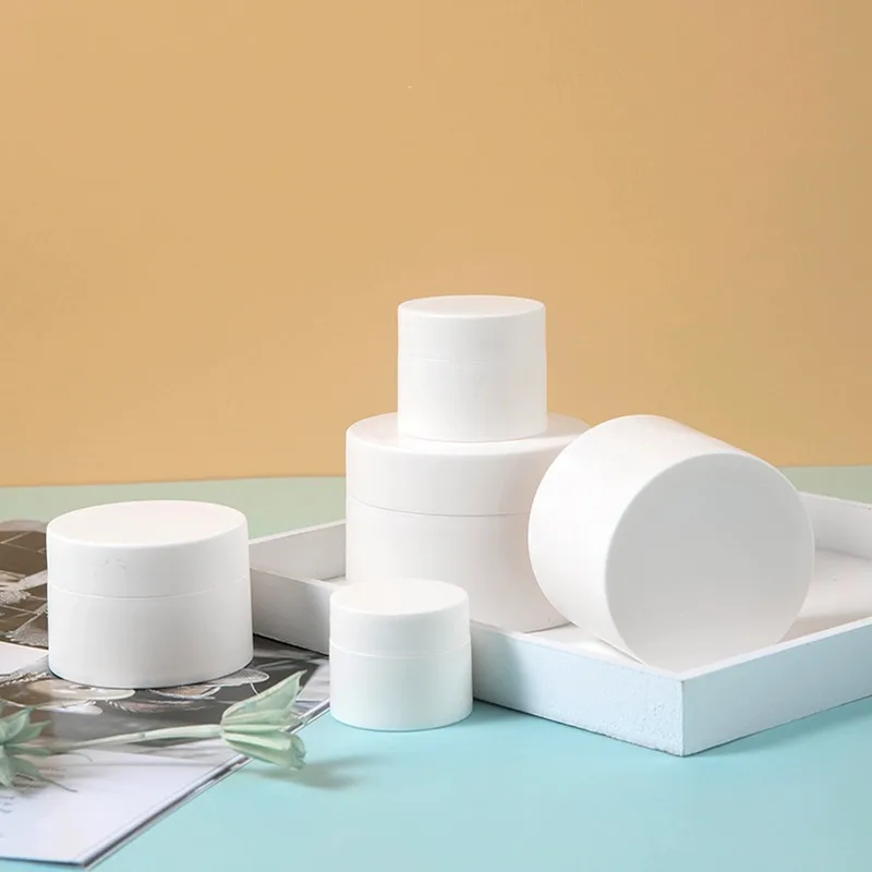 Wholesale 3g -80g Plastic Empty Makeup Jar Frosted White Refillable Bottle Cream Jar Mini Cosmetic Container Box Travel Tools
Wholesale 3g -80g Plastic Empty Makeup Jar Frosted White Refillable Bottle Cream Jar Mini Cosmetic Container Box Travel Tools