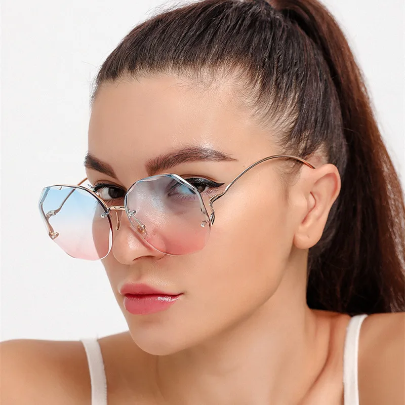 lentes de sol mujer Advanced Design Sunglasses Women Ultraviolet-proof Fashion Alloy Frame Material Sun Glasses For Women's sale
lentes de sol mujer Advanced Design Sunglasses Women Ultraviolet-proof Fashion Alloy Frame Material Sun Glasses For Women's sale