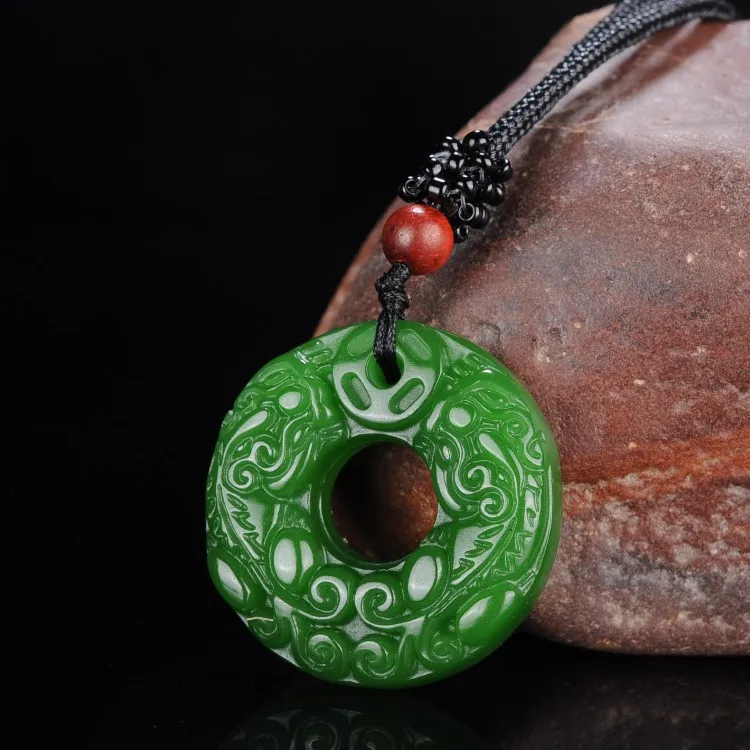 Jade ornament natural Hotan jade Jasper Ping'an buckle pendant men's necklace women's white jade necklace
Jade ornament natural Hotan jade Jasper Ping'an buckle pendant men's necklace women's white jade necklace