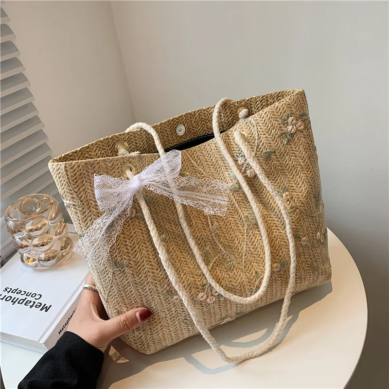 Summer Women Straw Woven Shoulder Bag Straw Bag Flower Embroidery Lace Beach Handbags Casual Ladies Large Capacity Totes Pouch
Summer Women Straw Woven Shoulder Bag Straw Bag Flower Embroidery Lace Beach Handbags Casual Ladies Large Capacity Totes Pouch