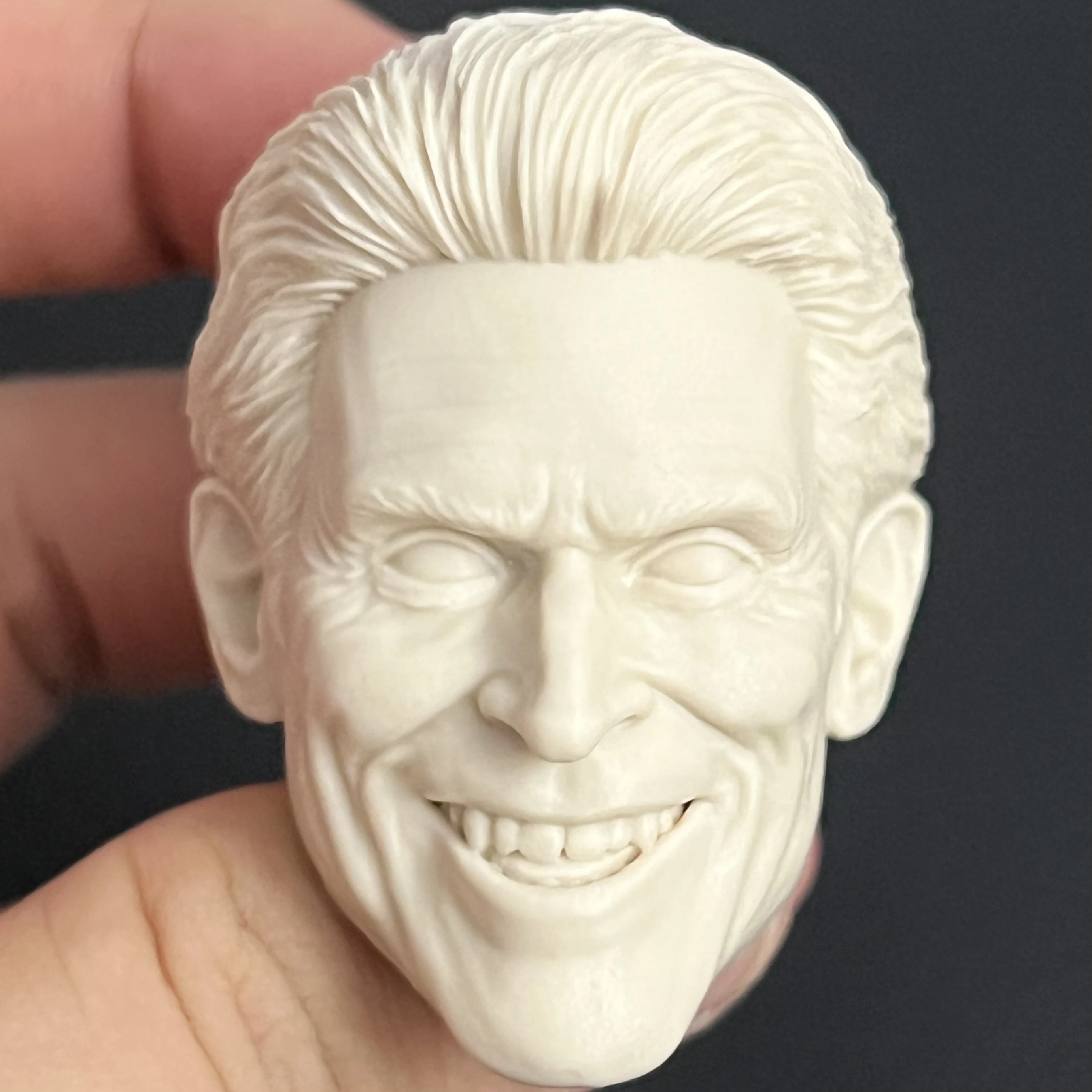 Unpainted 1/6 Norman Osborn Head Carved Model DIY Fit 12'' Male Soldier Action Figure Doll
Unpainted 1/6 Norman Osborn Head Carved Model DIY Fit 12'' Male Soldier Action Figure Doll