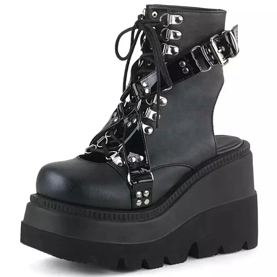 2022 new Dark Gothic Sandals Women's Large Size Sandal Boots Platform Women's Shoes Gothic Wedge Sandals
2022 new Dark Gothic Sandals Women's Large Size Sandal Boots Platform Women's Shoes Gothic Wedge Sandals