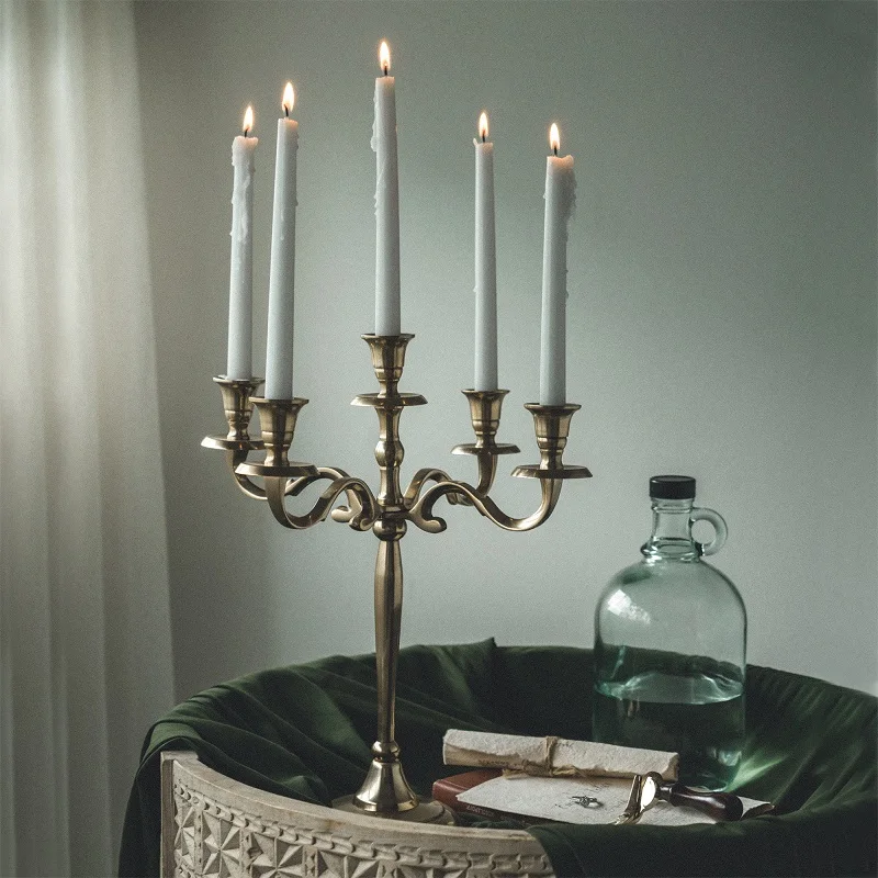 Silver Pillar Candle Stand Holder European Style Candle Holder Elegant Simple Wedding Decor Bougeoir Dining Table Decor Gift
Silver Pillar Candle Stand Holder European Style Candle Holder Elegant Simple Wedding Decor Bougeoir Dining Table Decor Gift