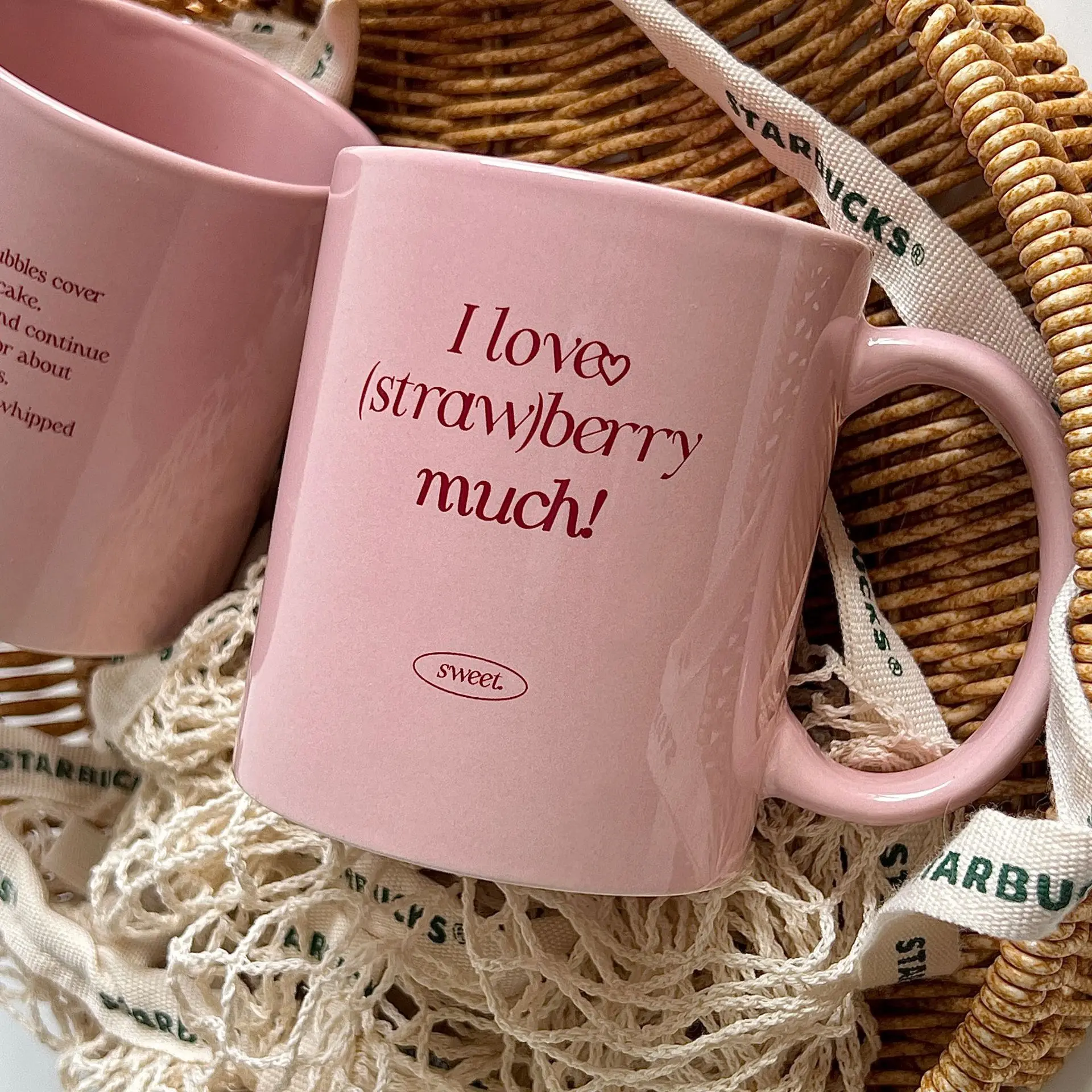 

Pink Glossy Ceramic Coffee Mug Korean Simple English Letter Milk Breakfast Cup mugs coffee cups tumbler with straw canecas glass
