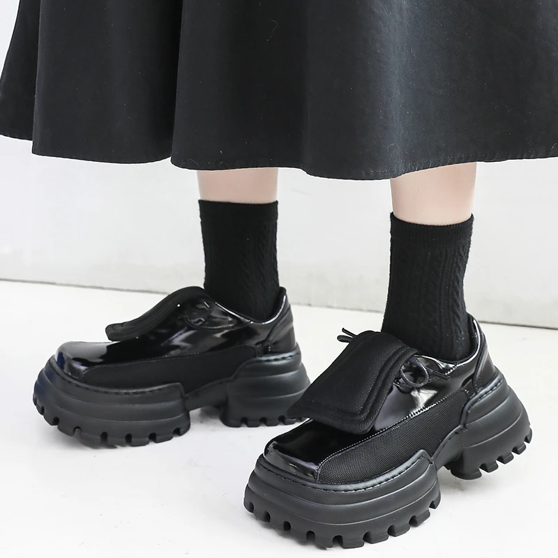 Rimocy Women's Goth Lace Up Platform Shoes Patent Leather Thick Bottom Sneakers Women British Style Round Toe Oxfords Ladies
Rimocy Women's Goth Lace Up Platform Shoes Patent Leather Thick Bottom Sneakers Women British Style Round Toe Oxfords Ladies