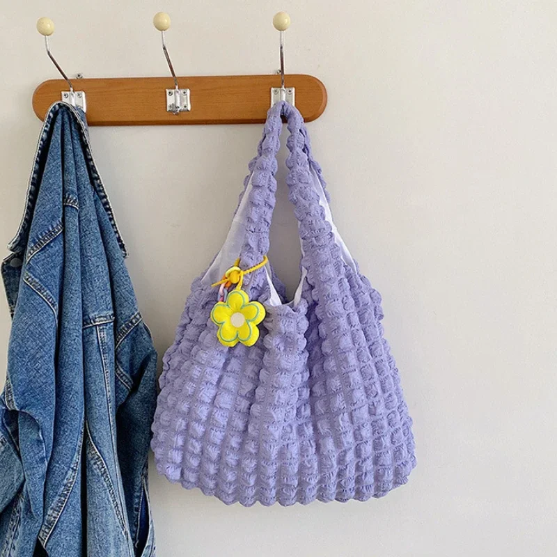 New Women Girls Large Capacity Shoulder Bags Female Tote Bags Underarm Bags Casual Shopping Handbags with Flower Pendants
New Women Girls Large Capacity Shoulder Bags Female Tote Bags Underarm Bags Casual Shopping Handbags with Flower Pendants