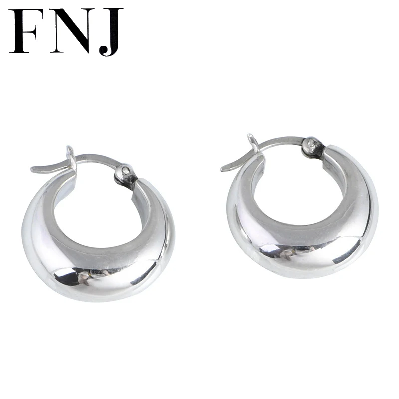 Женские серьги-кольца из серебра 925 пробы
Женские серьги-кольца из серебра 925 пробы