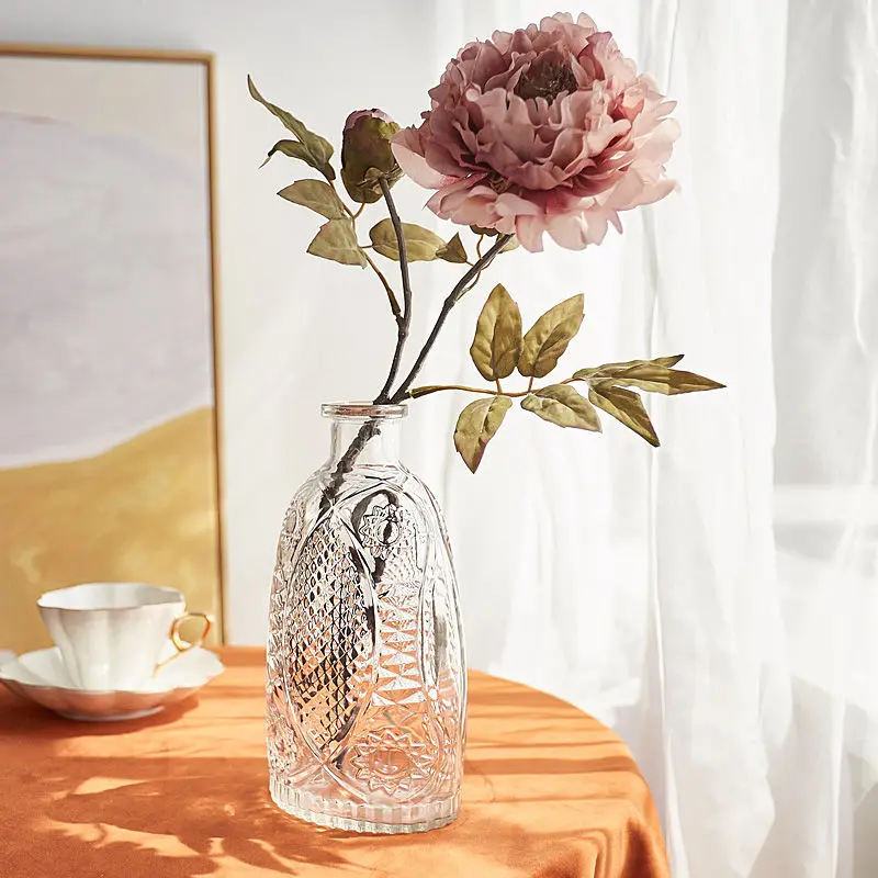 Nordic wind glass relief vase home living room office decoration water culture flower flower arrangement ornament
Nordic wind glass relief vase home living room office decoration water culture flower flower arrangement ornament
