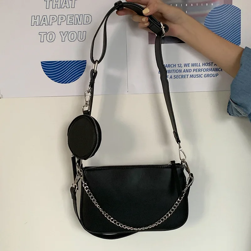 2022 New Bag Broadband Shoulder Bag Chain Small Bag Messenger Retro Wild Korean Version Of The Hong Kong Style Women's Bag Trend
2022 New Bag Broadband Shoulder Bag Chain Small Bag Messenger Retro Wild Korean Version Of The Hong Kong Style Women's Bag Trend