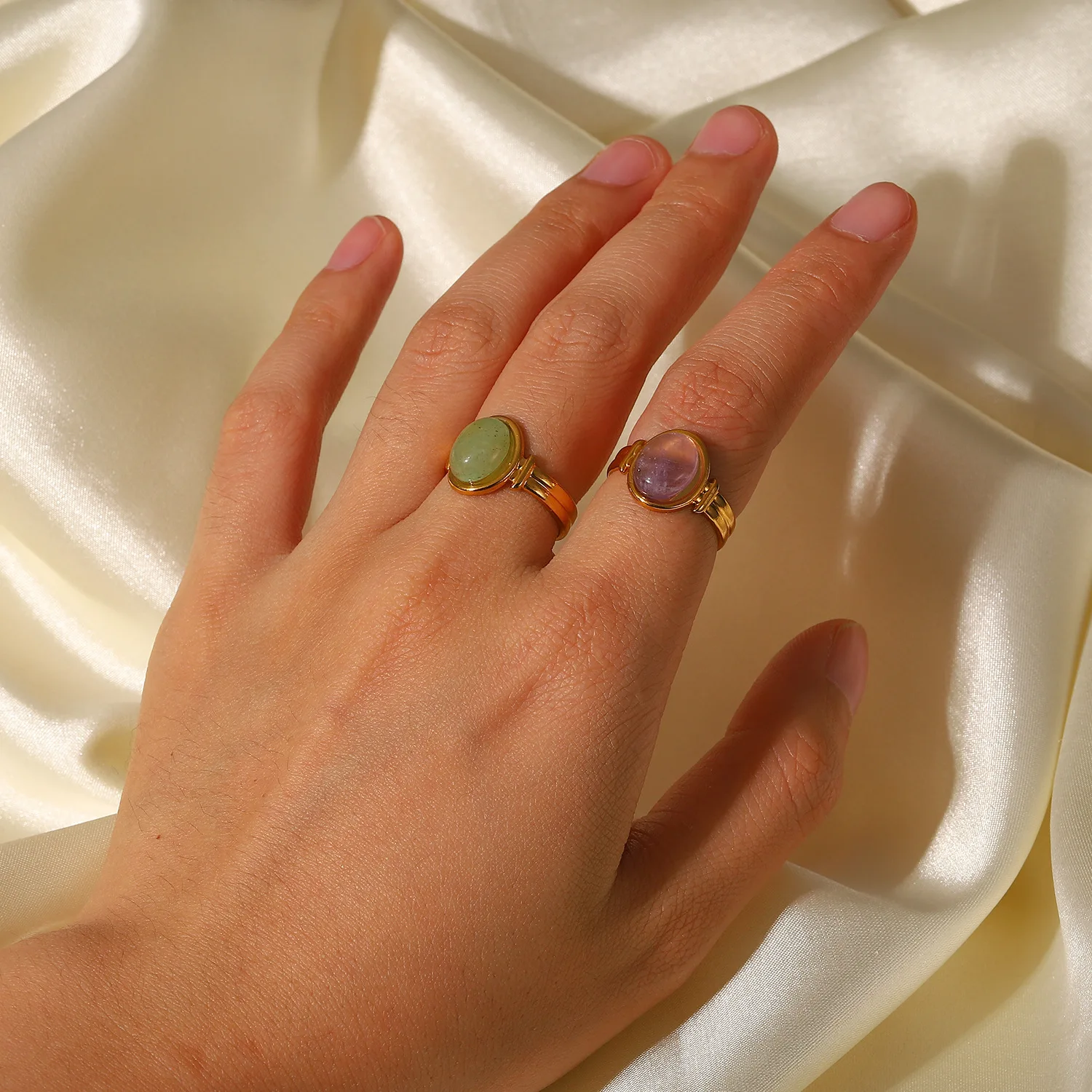 Waterproof Stainless Steel 18K Gold Oval Green/Purple Semi-Precious Stone Open Ring Fashion Jewelry Ring Ornament Women
Waterproof Stainless Steel 18K Gold Oval Green/Purple Semi-Precious Stone Open Ring Fashion Jewelry Ring Ornament Women