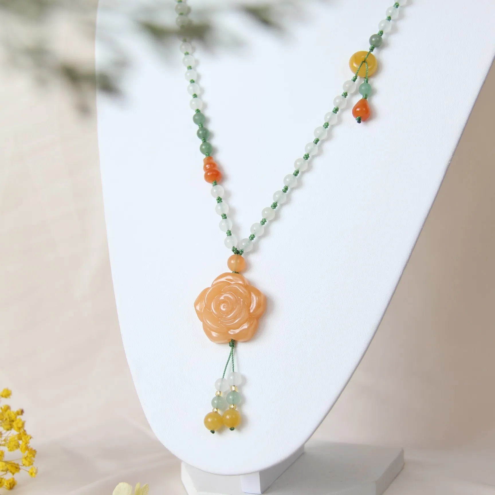 Natural Colorful Jade Flower Pendant Tassel Necklace Bohemian Accessories Women Chinese Nephrite Jades Sweater Chain Necklaces
Natural Colorful Jade Flower Pendant Tassel Necklace Bohemian Accessories Women Chinese Nephrite Jades Sweater Chain Necklaces