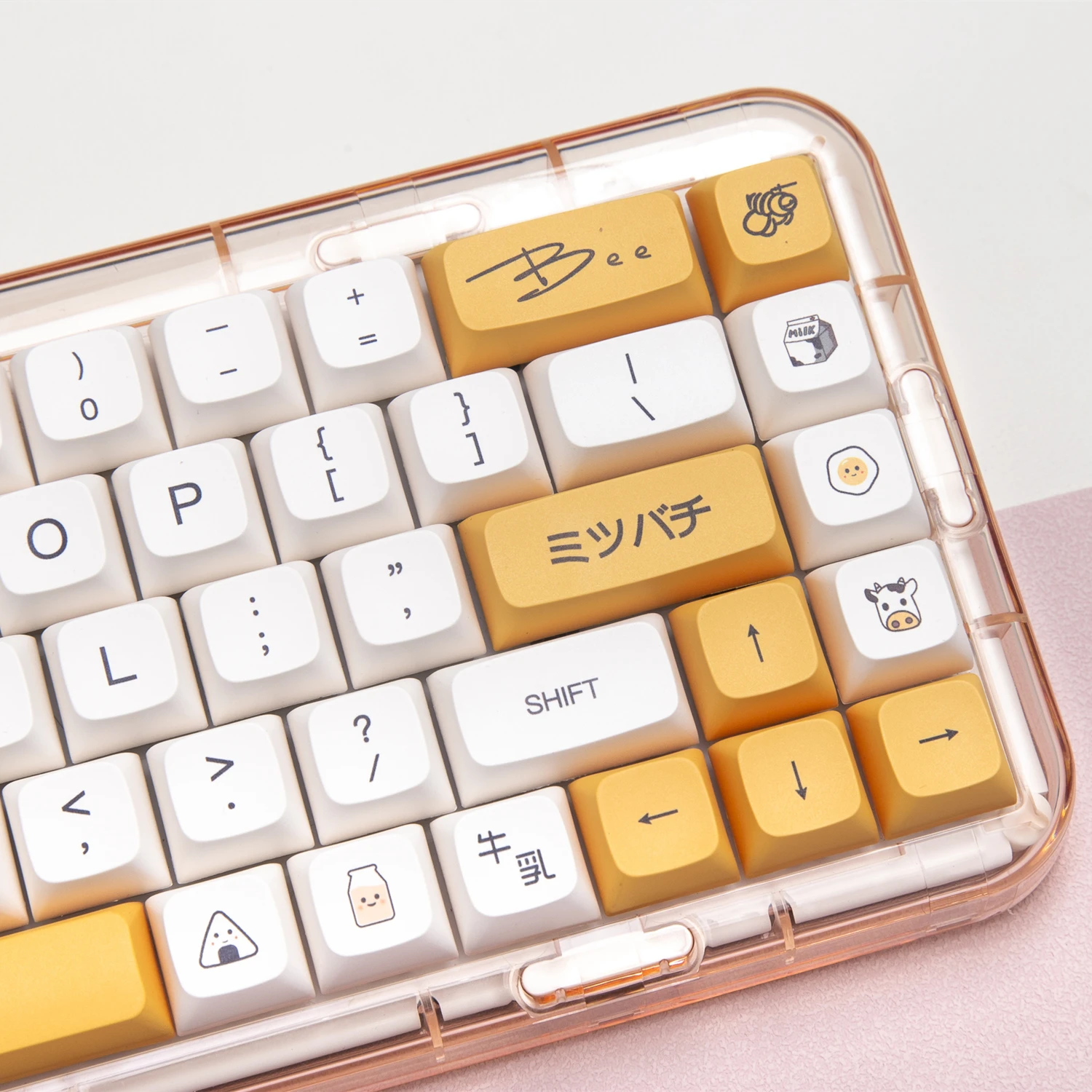 140 Keys Milk Bee Keycaps PBT Dye Sublimation XDA Profile Custom Keycap With 1.75u 2u Shift For MX Switch GK61 GK64 Keyboard
140 Keys Milk Bee Keycaps PBT Dye Sublimation XDA Profile Custom Keycap With 1.75u 2u Shift For MX Switch GK61 GK64 Keyboard