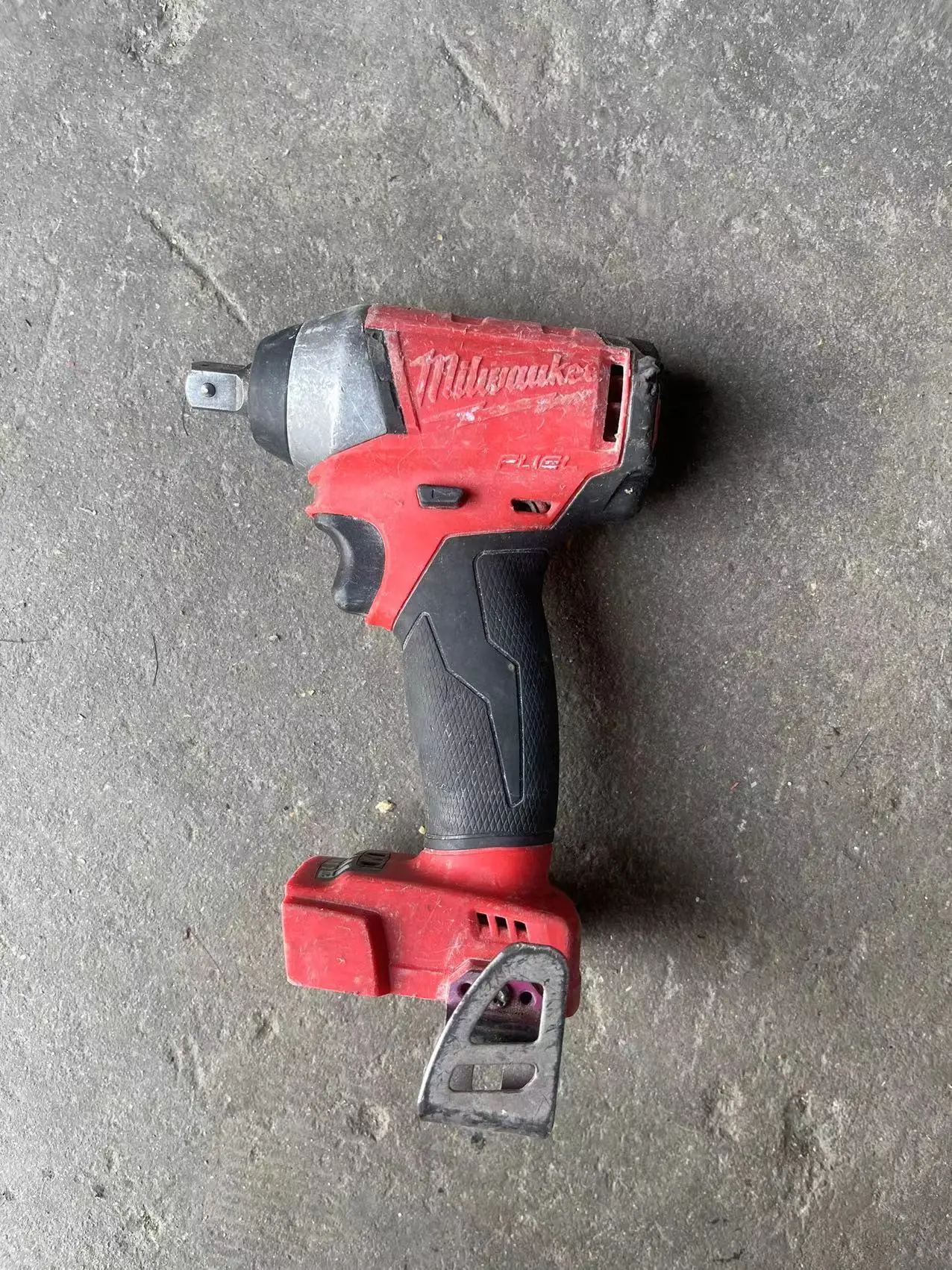 

Milwaukee 2753-20 M18 1/2" Square Ring Impact Wrench - Only one Tool.USED.SECOND HAND