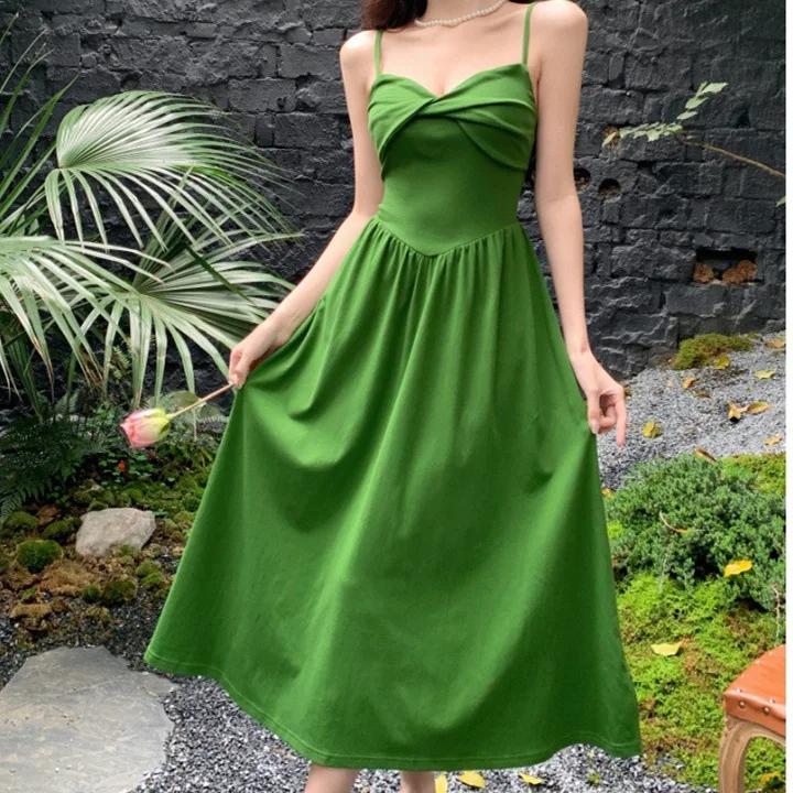 TFETTERS Brand French Sexy Dress 2023 Fashion Green Mood Strap Dresses Female Vintage Solid Fit and Flare Elegant Summer Dress
TFETTERS Brand French Sexy Dress 2023 Fashion Green Mood Strap Dresses Female Vintage Solid Fit and Flare Elegant Summer Dress