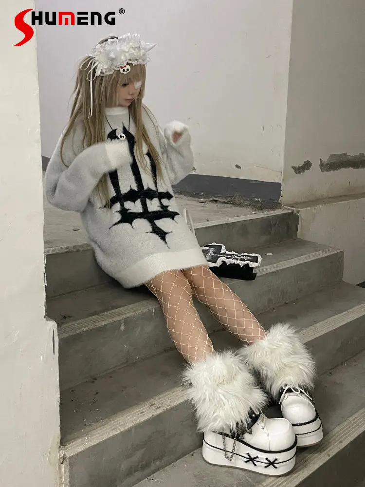 Original Sweet Long Sleeve Embroidery Warm Sweaters Woman Winter 2022 New Loose Round Neck Mink-like Thickened Jumper Female
Original Sweet Long Sleeve Embroidery Warm Sweaters Woman Winter 2022 New Loose Round Neck Mink-like Thickened Jumper Female