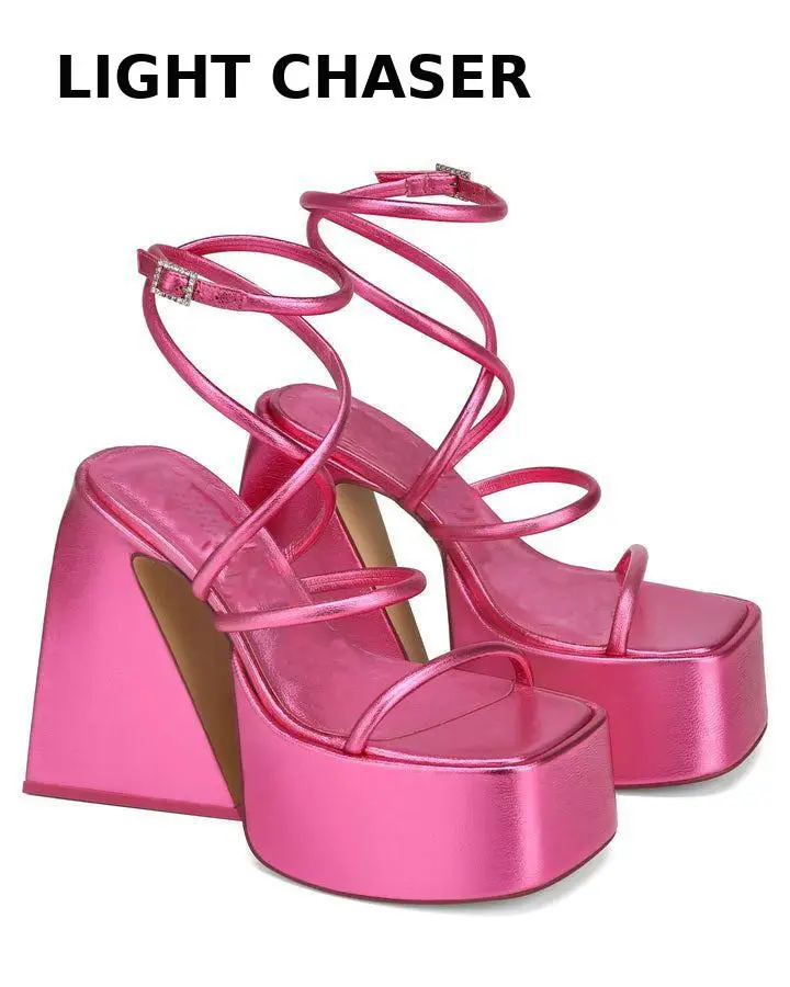Summer New Women's High Heels Waterproof Platform Heads Of Large Sandals Women's Tower Buckle Fashion Thick Heel Sandals Ladies
Summer New Women's High Heels Waterproof Platform Heads Of Large Sandals Women's Tower Buckle Fashion Thick Heel Sandals Ladies