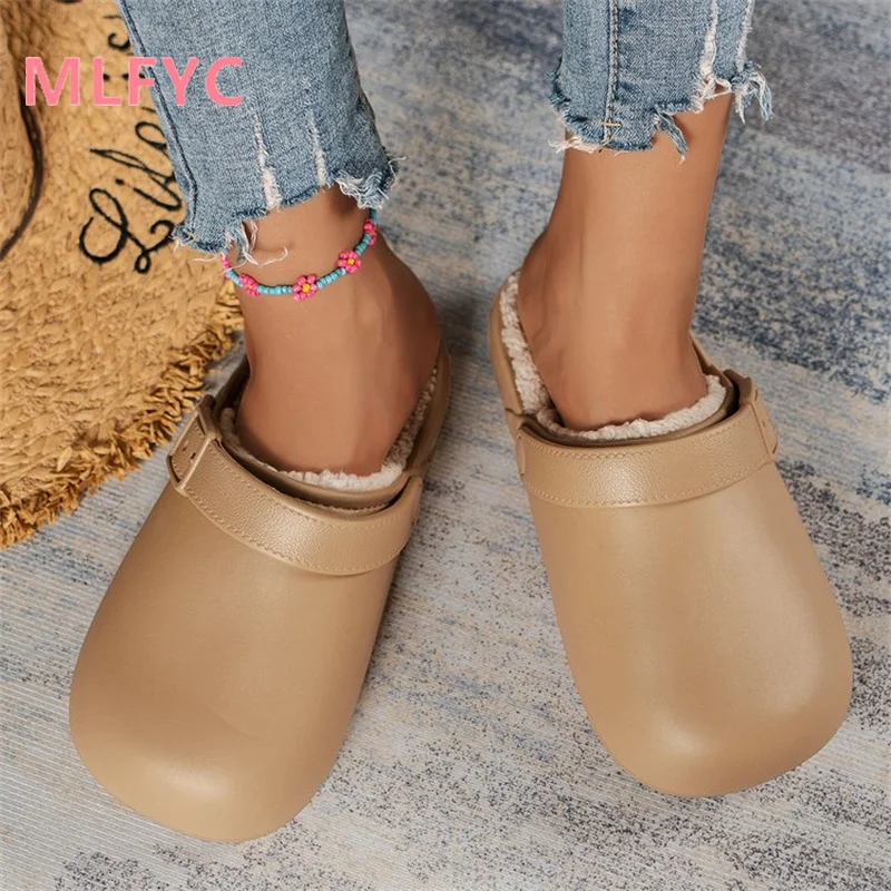 Autumn and Winter Waterproof Cotton Slippers for Women, Simple Headed Indoor Couples Non slip and Warm Cotton Slippers for Women 
Autumn and Winter Waterproof Cotton Slippers for Women, Simple Headed Indoor Couples Non slip and Warm Cotton Slippers for Women