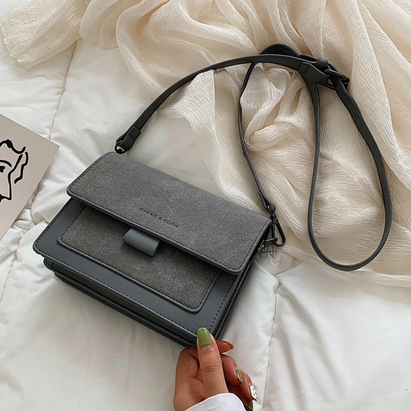 2023 New Style Ladies Bags Fashion Shoulder Bags Casual Messenger Bags Frosted Fabric Ladies Bags Mobile Phone Bags Small Bags
2023 New Style Ladies Bags Fashion Shoulder Bags Casual Messenger Bags Frosted Fabric Ladies Bags Mobile Phone Bags Small Bags