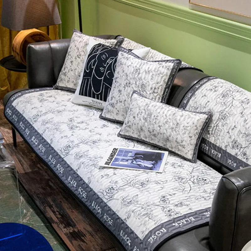 Black And White Rose Sofa Cover Summer Ice Silk Sofa Cushion Non-Slip Breathable Sofa Towel Pad Corner Sofa Chaise Longue Cover
Black And White Rose Sofa Cover Summer Ice Silk Sofa Cushion Non-Slip Breathable Sofa Towel Pad Corner Sofa Chaise Longue Cover