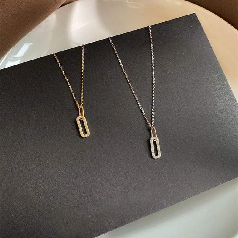 New Paper Clip Pendant Necklace U-Shaped S925 Sterling Silver Shining Light Luxury Fashion Pendant Necklace Women Brand Jewelry
New Paper Clip Pendant Necklace U-Shaped S925 Sterling Silver Shining Light Luxury Fashion Pendant Necklace Women Brand Jewelry