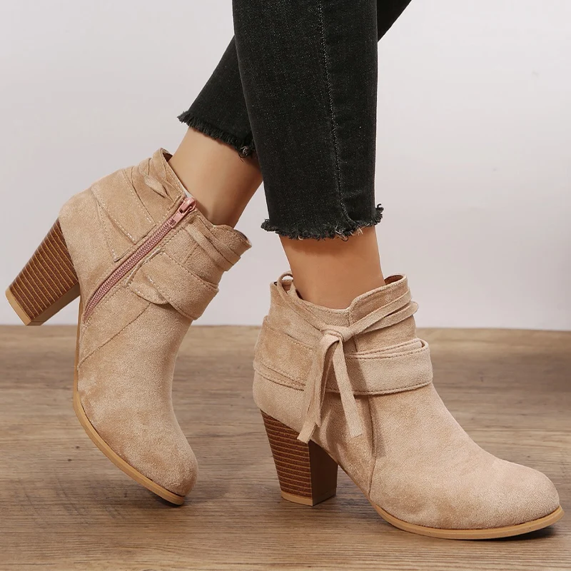 Women Suede Chunky Chelsea Boots Winter High Heels Ankle Boots 2022 New Fashion Women Shoes Sexy Pumps Zipper Snow Femme Botas
Women Suede Chunky Chelsea Boots Winter High Heels Ankle Boots 2022 New Fashion Women Shoes Sexy Pumps Zipper Snow Femme Botas