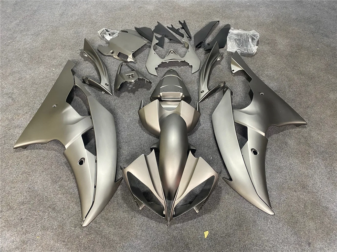 Комплект обтекателей для мотоцикла Yamaha R6 08-16 YZF600 2008 2009 2010 2011 2012 2013 2014 2015 2016 обтекатель матовый серый 
Комплект обтекателей для мотоцикла Yamaha R6 08-16 YZF600 2008 2009 2010 2011 2012 2013 2014 2015 2016 обтекатель матовый серый