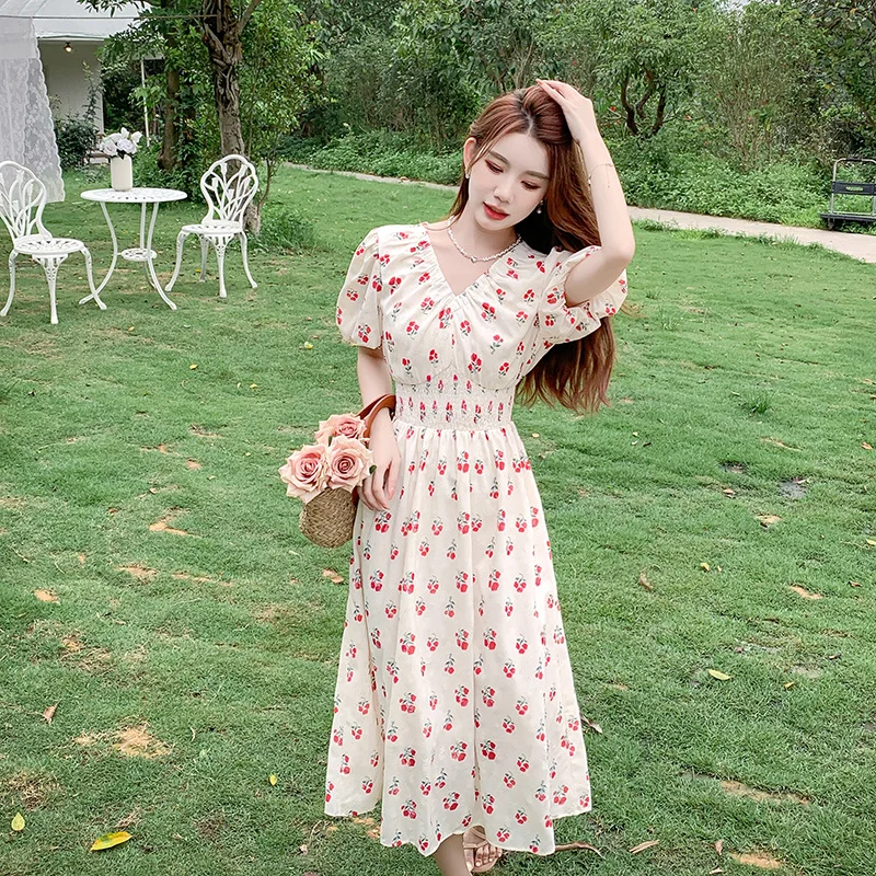 Женское платье с V-образным вырезом, Эксклюзивное платье во французском ретро-стиле с цветочным принтом и коротким рукавом, лето 2023
Женское платье с V-образным вырезом, Эксклюзивное платье во французском ретро-стиле с цветочным принтом и коротким рукавом, лето 2023