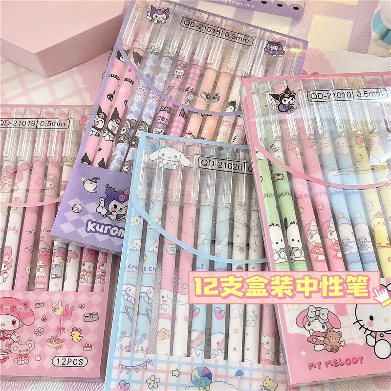 Гелевая ручка в черной упаковке 0,5 мм, 12 шт., милая Kuromi My Melody Cinnamoroll, милая мультяшная искусственная ручка
Гелевая ручка в черной упаковке 0,5 мм, 12 шт., милая Kuromi My Melody Cinnamoroll, милая мультяшная искусственная ручка