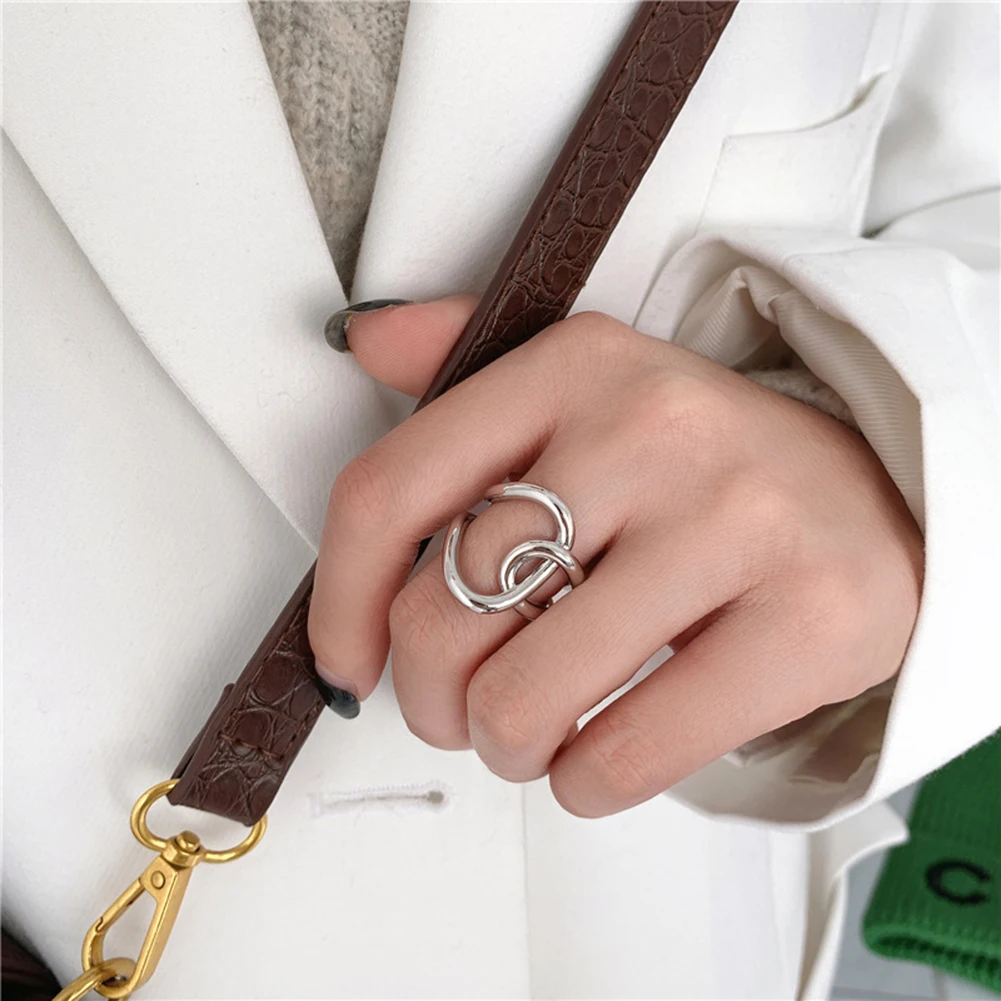 2022 Silver Color High-quality Smooth Geometric Irregular Hollow Opening Rings For Women Fashion Birthday Party Jewelry
2022 Silver Color High-quality Smooth Geometric Irregular Hollow Opening Rings For Women Fashion Birthday Party Jewelry