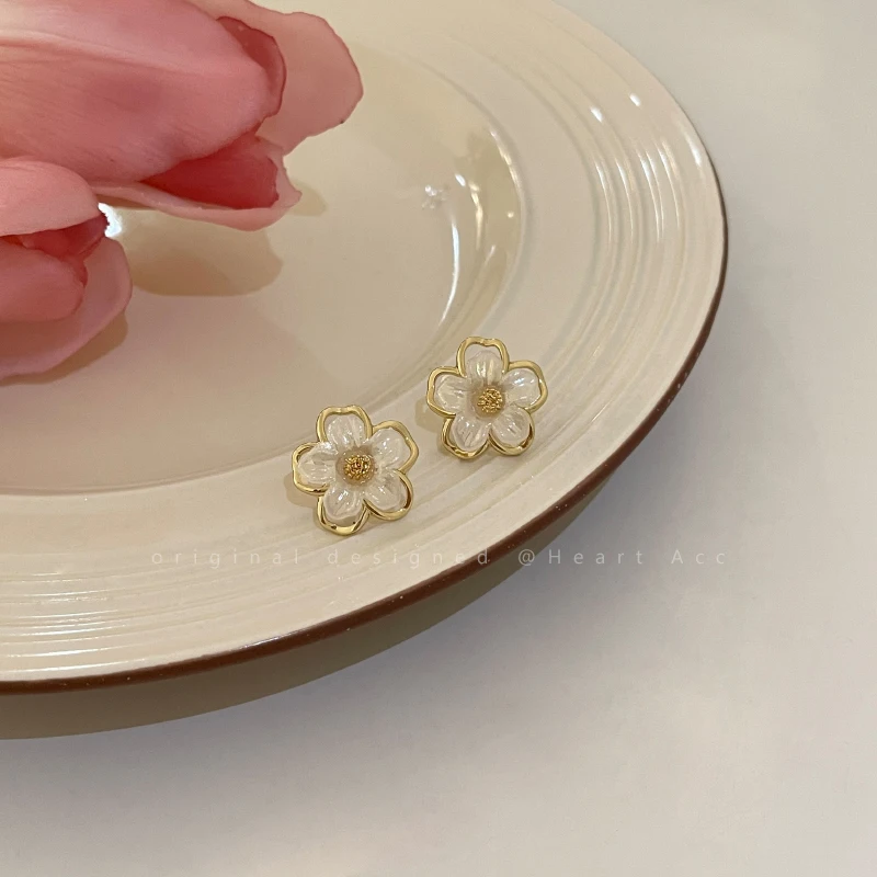Japanese Sakura Earrings For Women Advanced Sense Flower Type Good Quality Acrylic 2023 Trendy Jewelry Gifts Free Shipping
Japanese Sakura Earrings For Women Advanced Sense Flower Type Good Quality Acrylic 2023 Trendy Jewelry Gifts Free Shipping
