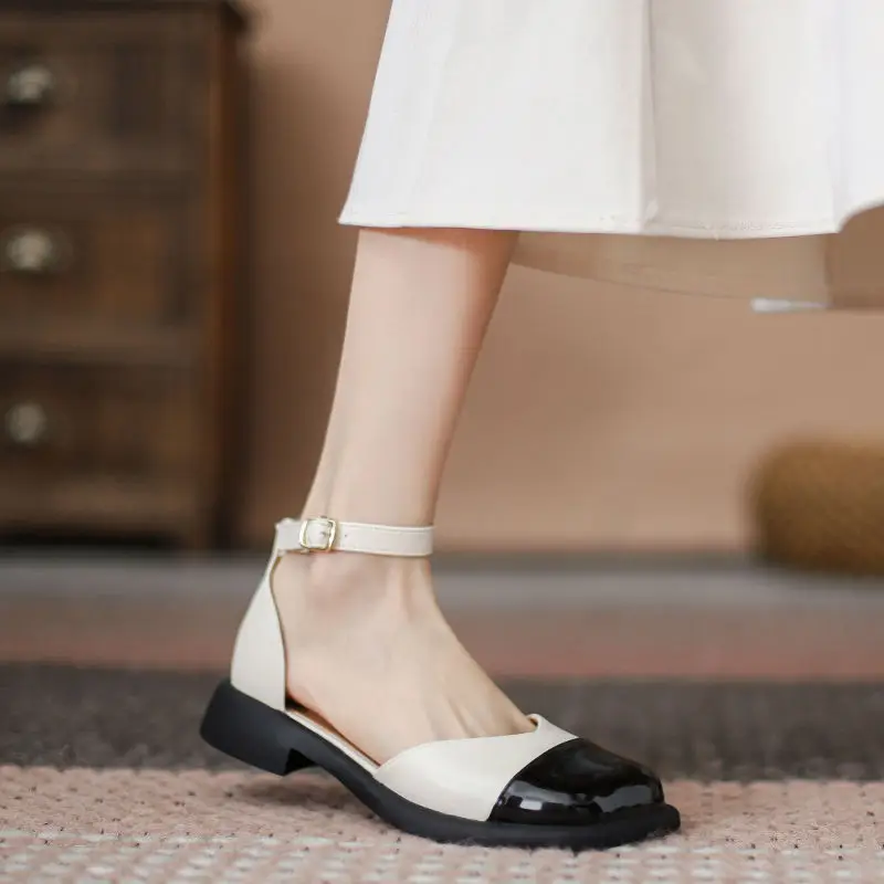 Breathable Roman Fairy Style Sandals for Women Summer New French Style Square Toe Flat Bottom Vintage Mary Jane Pumps
Breathable Roman Fairy Style Sandals for Women Summer New French Style Square Toe Flat Bottom Vintage Mary Jane Pumps