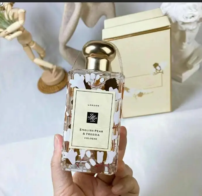 Jom02 High quality brand women englishpear perfume men ford long lasting natural taste with atomizer for men fragrances
Jom02 High quality brand women englishpear perfume men ford long lasting natural taste with atomizer for men fragrances
