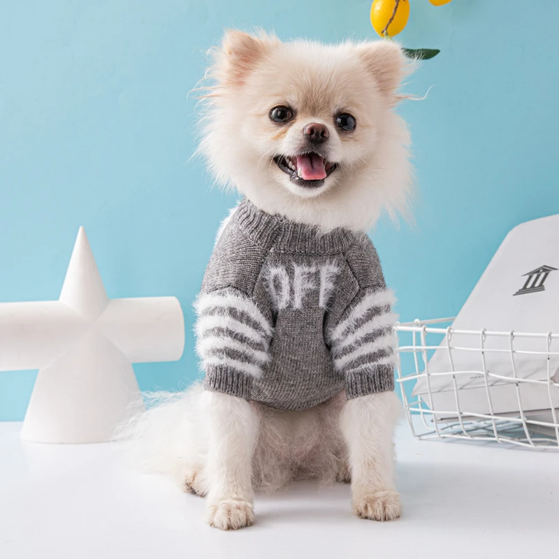 New Puppy Sweater Mink Wool Double Layer Thickened Warm Pet Dog Pullover Bomei Fadou Small And Medium-sized Dog Winter Coat
New Puppy Sweater Mink Wool Double Layer Thickened Warm Pet Dog Pullover Bomei Fadou Small And Medium-sized Dog Winter Coat