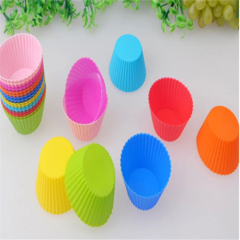 12 pieces / set DIY cake decoration tools silicone cake mold circular muffin Baking mold kitchen cooking utensils manufacturer
12 pieces / set DIY cake decoration tools silicone cake mold circular muffin Baking mold kitchen cooking utensils manufacturer