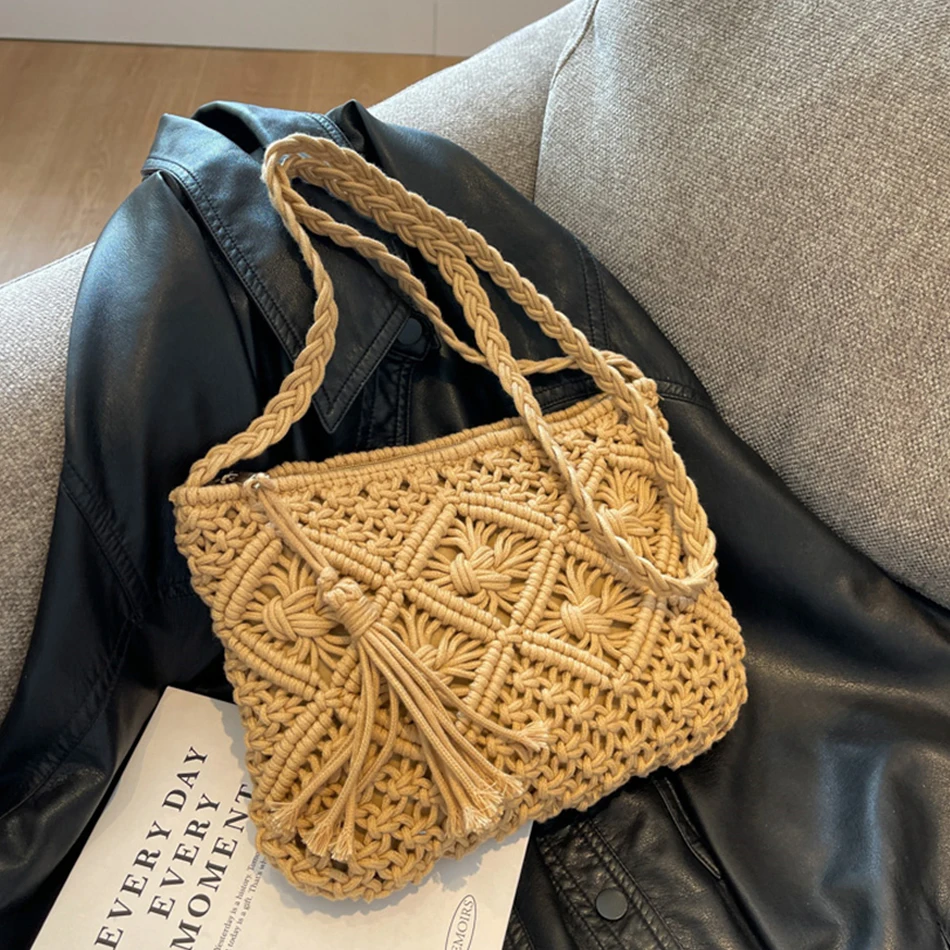 Crossbody Bags for Women Knitting Tassel Purses and Handbags Handmade Cotton Shoulder Bag Fashion Woven Beach Bag Summer Handbag
Crossbody Bags for Women Knitting Tassel Purses and Handbags Handmade Cotton Shoulder Bag Fashion Woven Beach Bag Summer Handbag