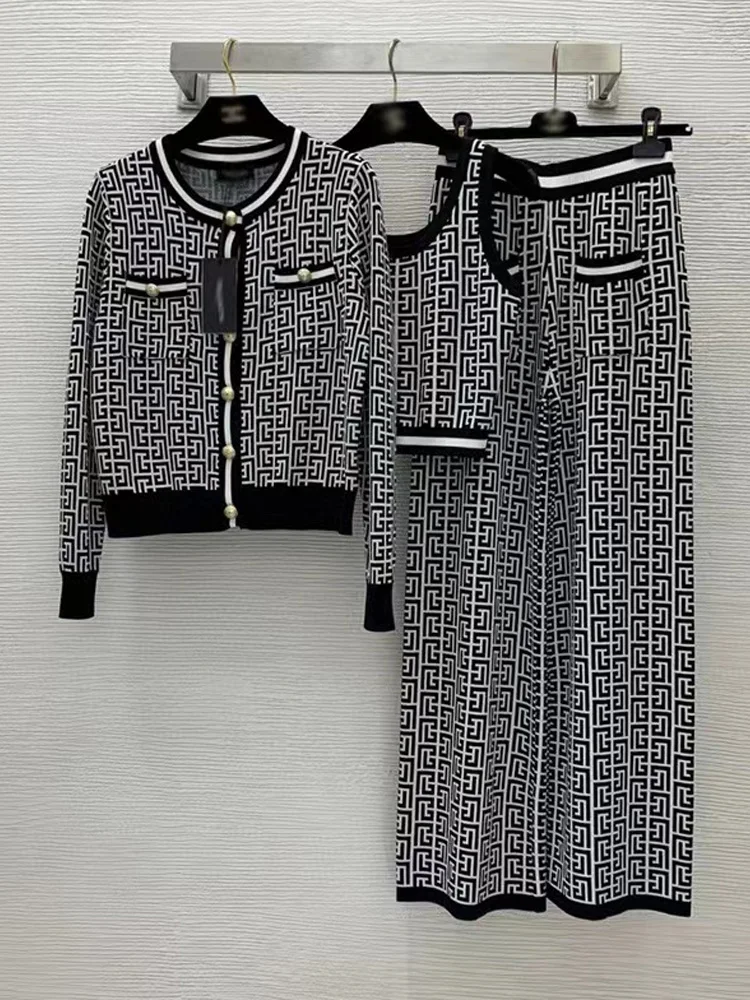Jacquard Knitted 3 Piece Pant Set Women Vest & Cardigan & Wide Leg Pants Matching Set Outfits Vintage Fashion Ladies 3 Piece Set
Jacquard Knitted 3 Piece Pant Set Women Vest & Cardigan & Wide Leg Pants Matching Set Outfits Vintage Fashion Ladies 3 Piece Set