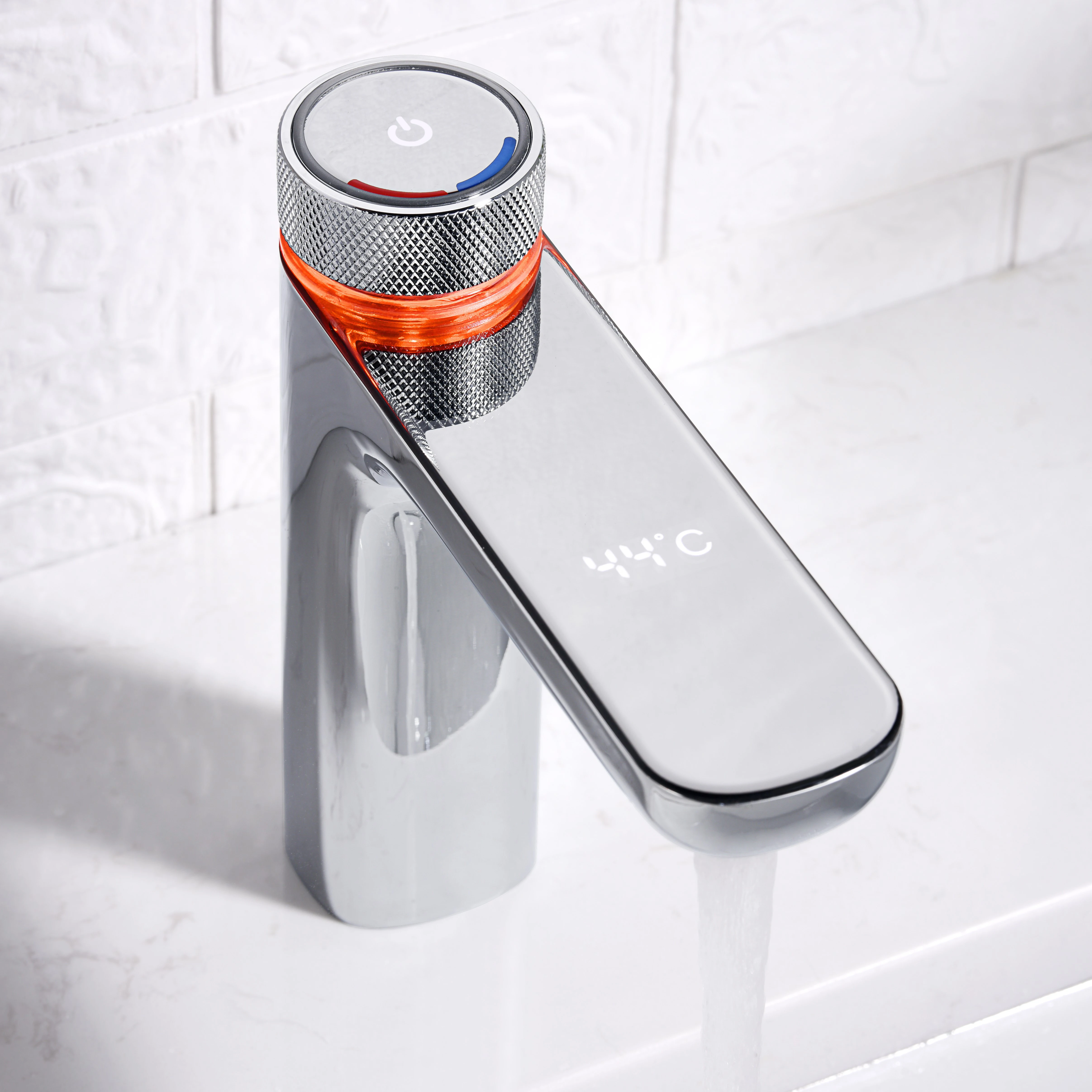2021 Luxury Intelligent Temperature Display Sensor Digital Faucet For Kitchen Basin Sinks With Sensor Water Tap Factory Cheap
2021 Luxury Intelligent Temperature Display Sensor Digital Faucet For Kitchen Basin Sinks With Sensor Water Tap Factory Cheap