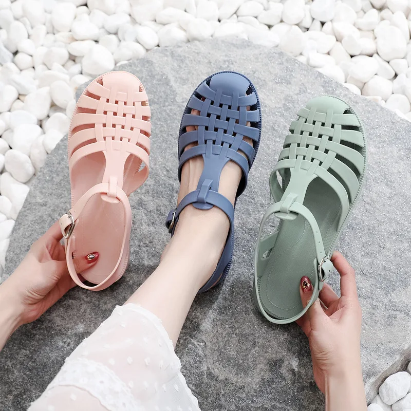 

Новинка 2023, женские сандалии на плоской подошве, модная удобная уличная спортивная пляжная крутая обувь с вырезами