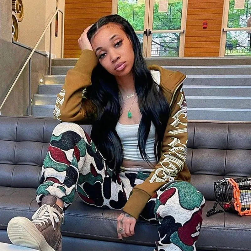 90s Winter Streetwear Oversized Zip Up Hoodie Sweatshirts Long Sleeve Top Black Jacket Brown Graphic Sweatshirt Hoodies Women
90s Winter Streetwear Oversized Zip Up Hoodie Sweatshirts Long Sleeve Top Black Jacket Brown Graphic Sweatshirt Hoodies Women