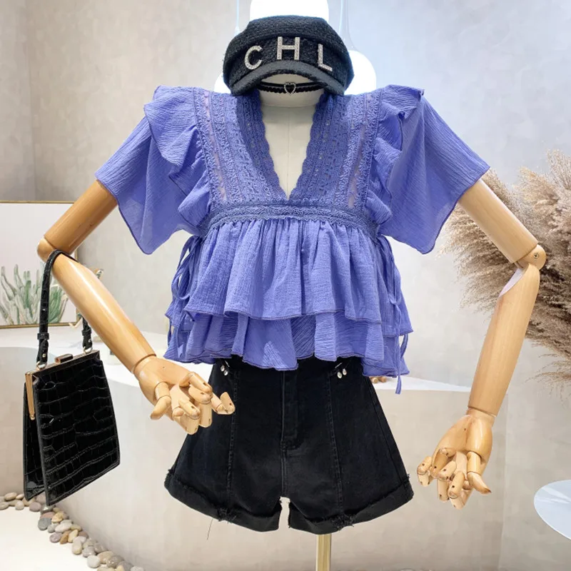 New Women's Clothing 2022 Summer Lace V-neck stitching design Doll shirt loose and versatile short top blusa feminina
New Women's Clothing 2022 Summer Lace V-neck stitching design Doll shirt loose and versatile short top blusa feminina