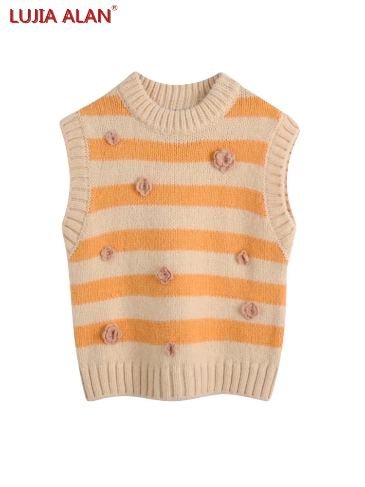 Women Flower Appliques Striped Knitted Sweater Vest Female Loose Pullover Casual Lady O-Neck Tops LUJIA ALAN SW1598
Women Flower Appliques Striped Knitted Sweater Vest Female Loose Pullover Casual Lady O-Neck Tops LUJIA ALAN SW1598