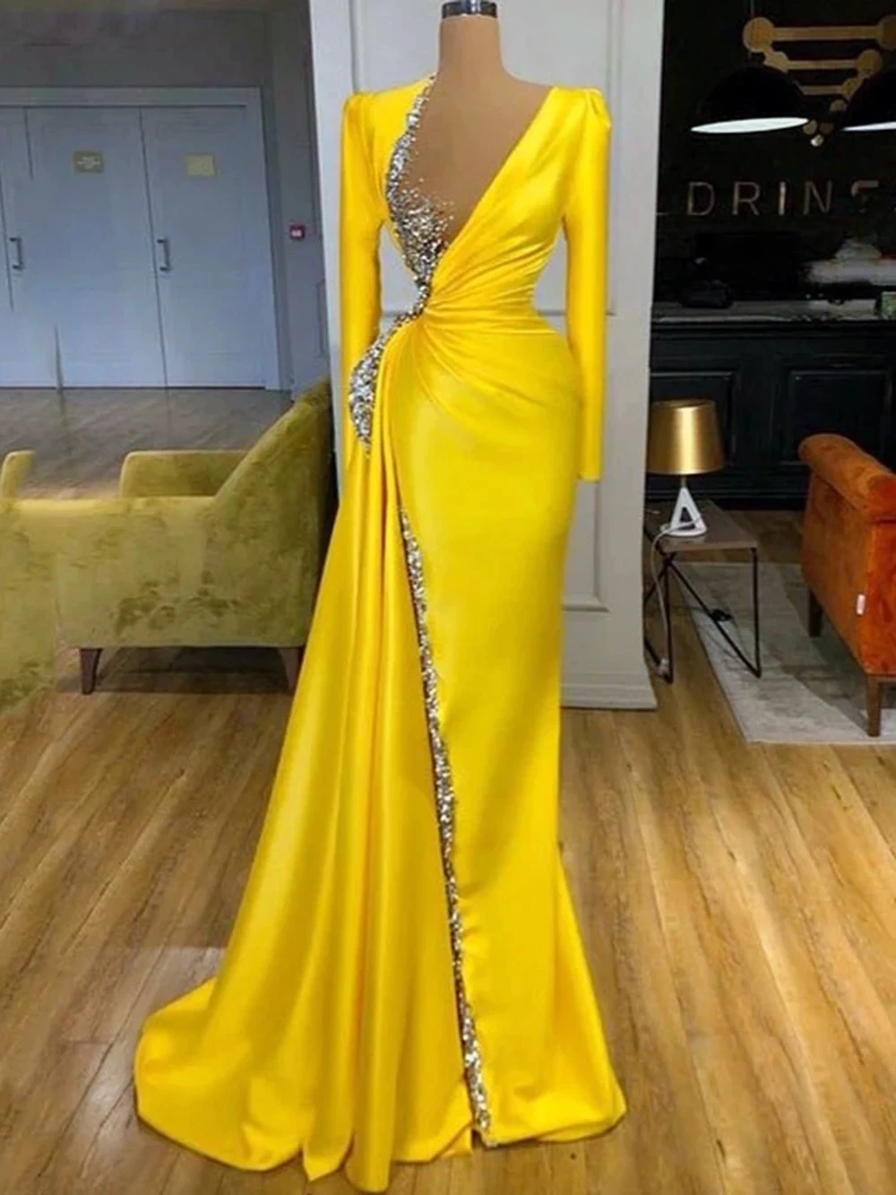 

Flora Dress Fashion Yellow Satin V-Neck Mermaid Prom Dresses Elegant Beading Dubai Arabic Long Sleeves Party Evening Gowns