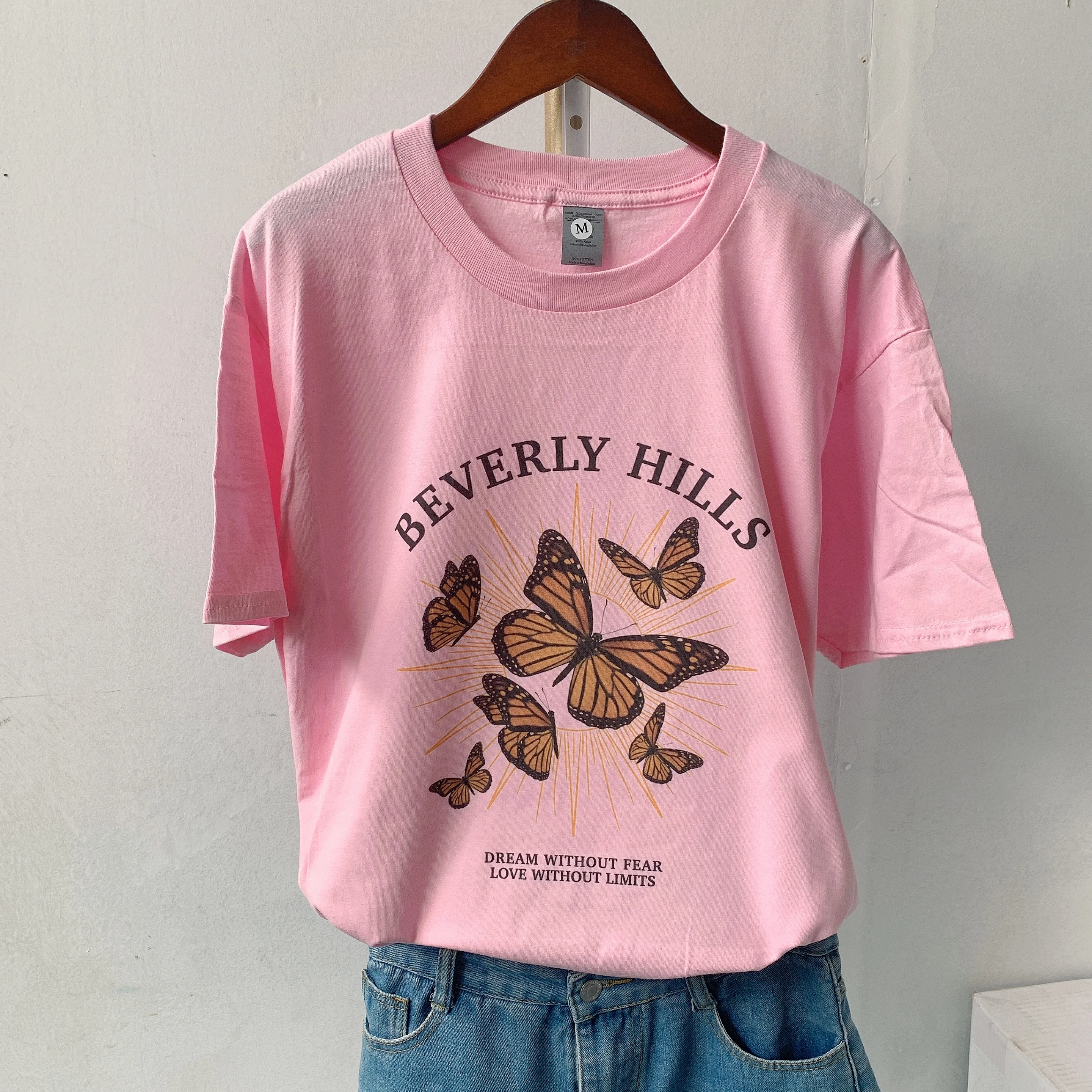 beverly hills Butterfly Tshirt Print Fashion Summer Short Tees 80s 90s Lover T shirt Women Tops Tees Fashion Tops
beverly hills Butterfly Tshirt Print Fashion Summer Short Tees 80s 90s Lover T shirt Women Tops Tees Fashion Tops